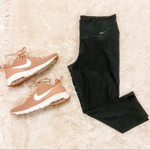 Black Nike crop tights